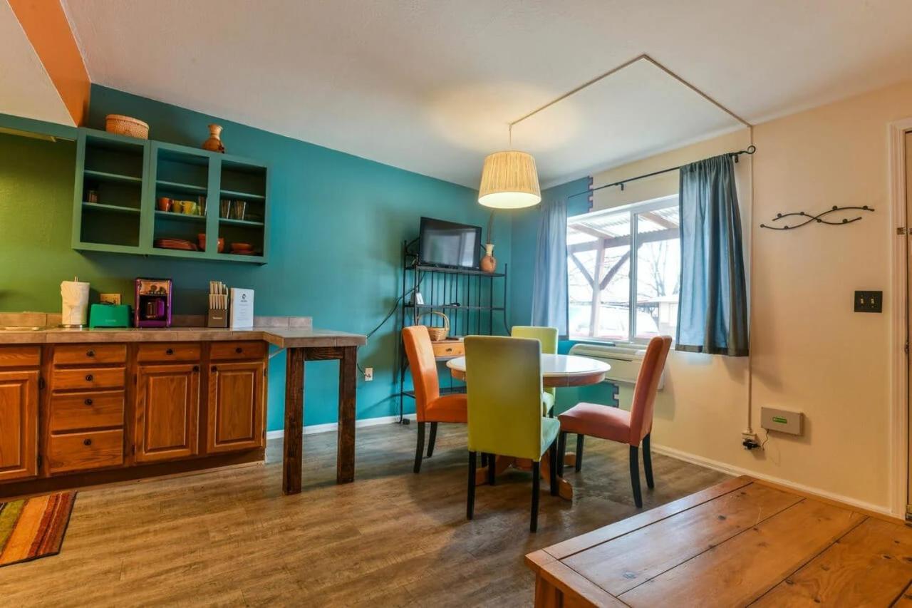 Charming 2 Bedroom Near Downtown - Rose Tree 1 Moab Kültér fotó