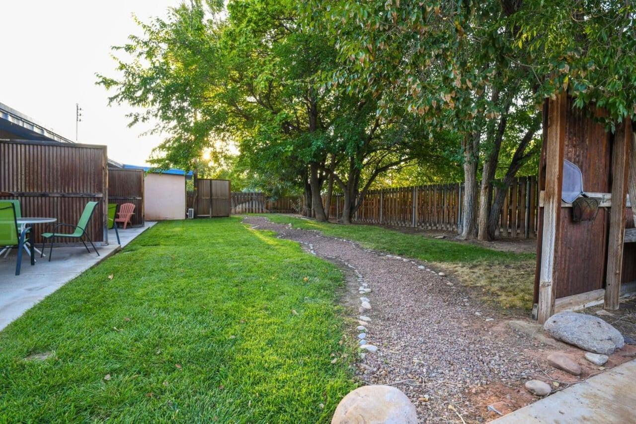 Charming 2 Bedroom Near Downtown - Rose Tree 1 Moab Kültér fotó